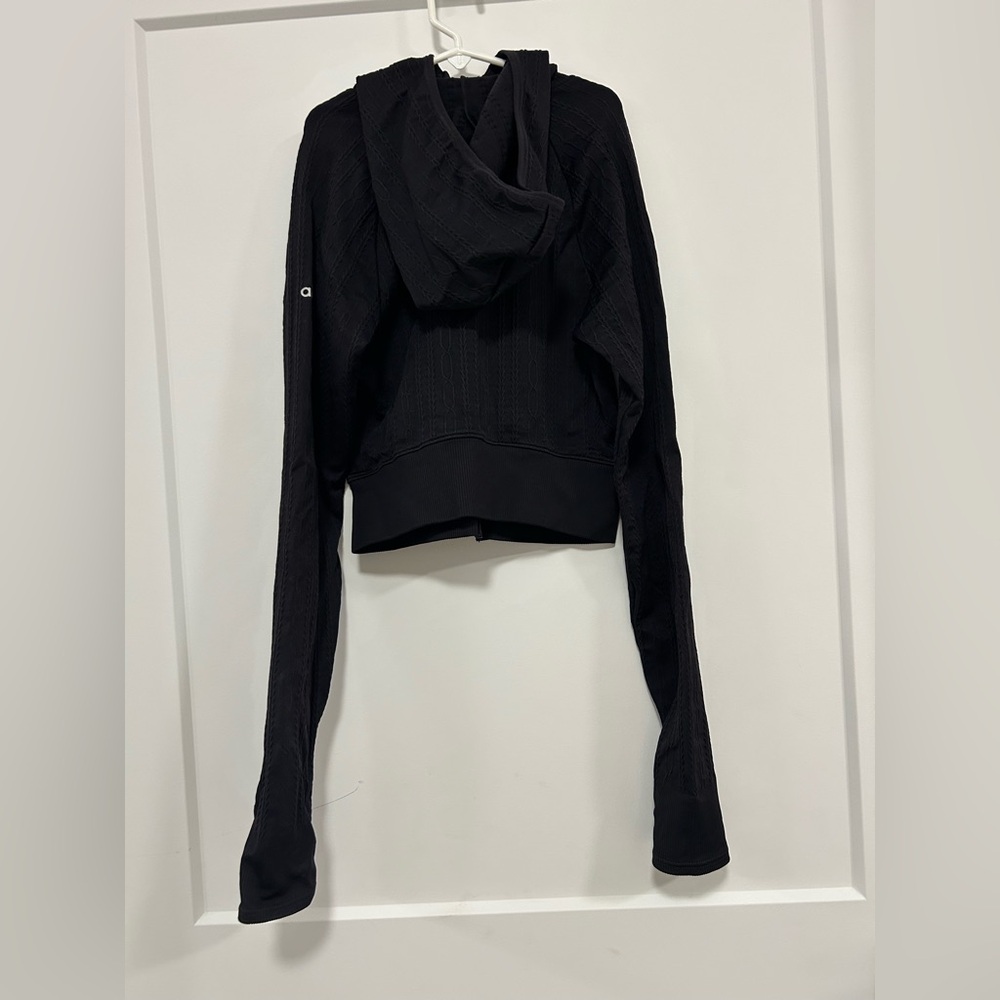 ALO Cable Knit Zip-Up in black XS - Picture 3 of 8